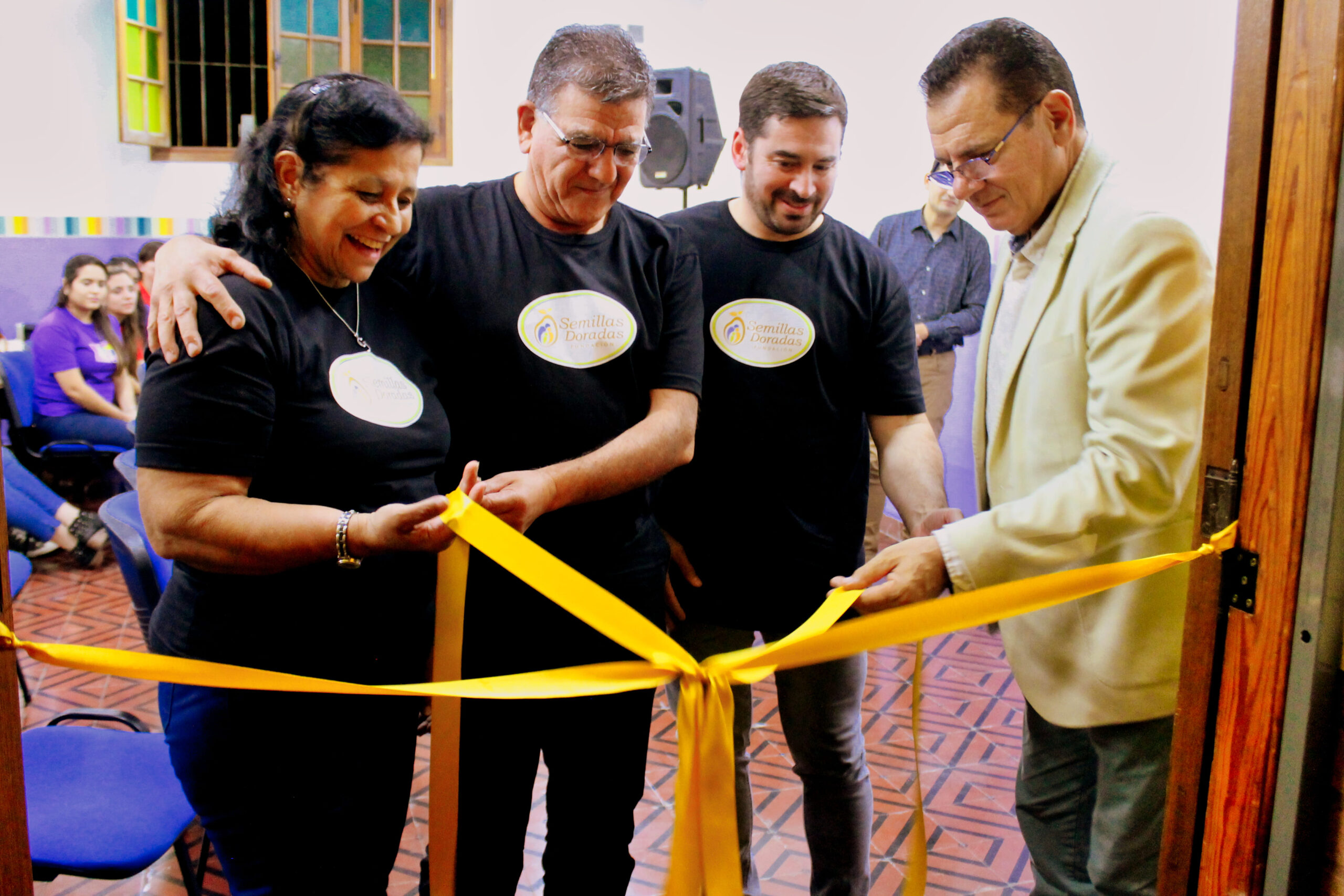 APERTURA